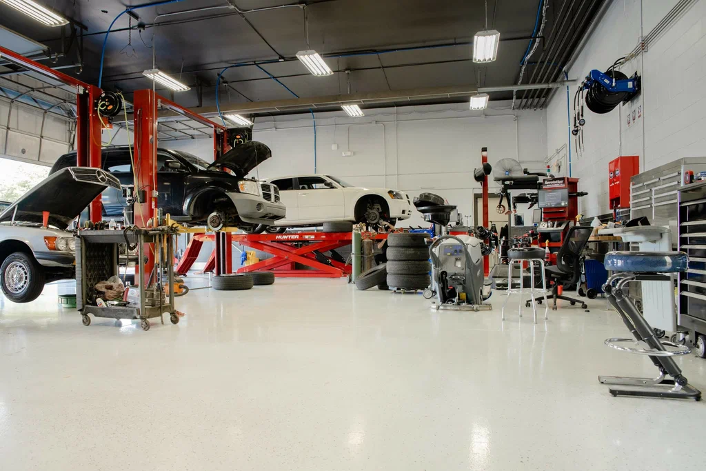 Garage Near Me